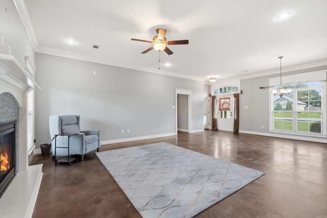 10 Colt Loop, Greenbrier, AR 72058