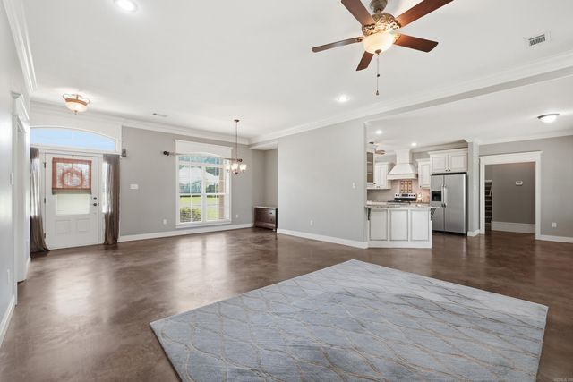 10 Colt Loop, Greenbrier, AR 72058