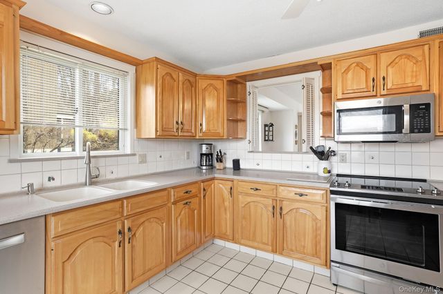 612 Heritage Hills A, Somers, NY 10589