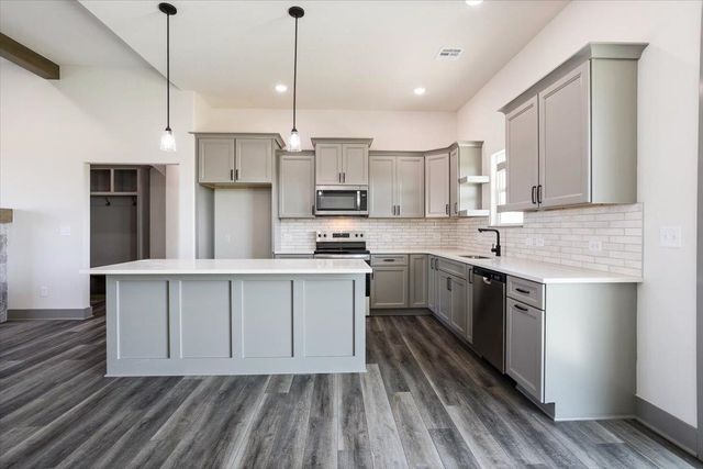 5530 N St. Paul St., Wichita, KS 67204