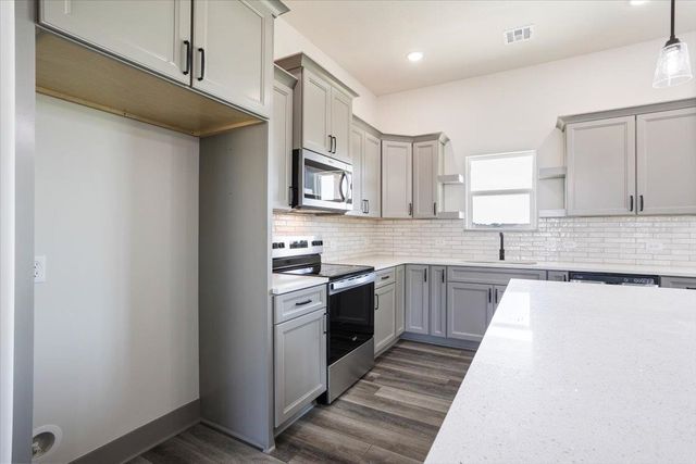 5530 N St. Paul St., Wichita, KS 67204