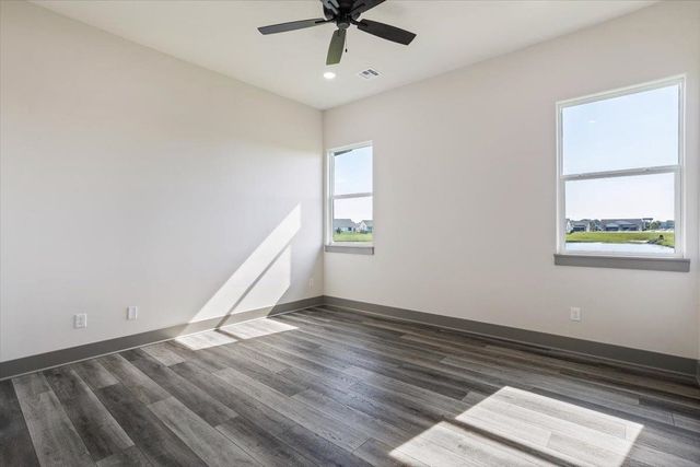 5530 N St. Paul St., Wichita, KS 67204