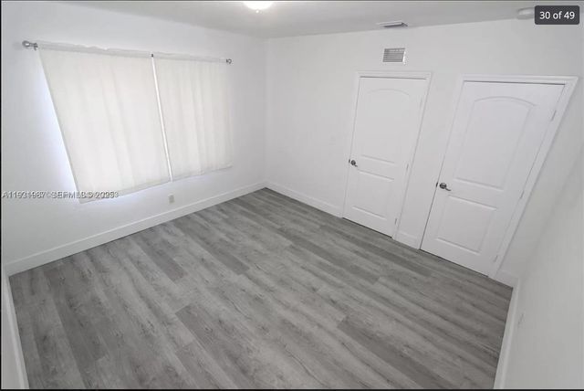 1791 NW 45th St, Miami, FL 33142