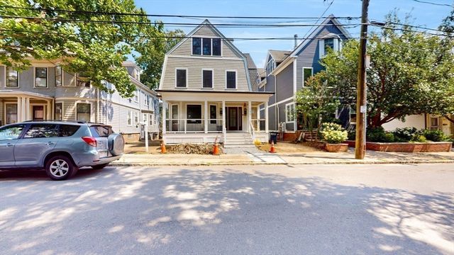 139 Sycamore St. B, Somerville, MA 02145