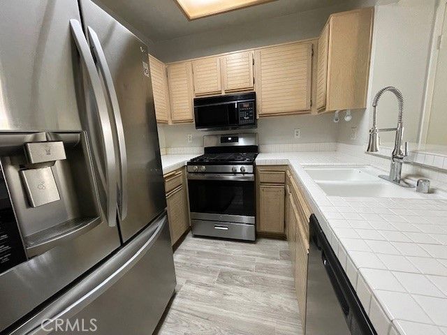 24149 Del Monte 311, Valencia, CA 91355