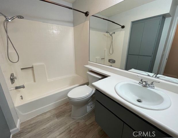 24149 Del Monte 311, Valencia, CA 91355