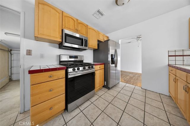 6444 Denny Avenue, North Hollywood, CA 91606