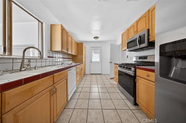 6444 Denny Avenue, North Hollywood, CA 91606