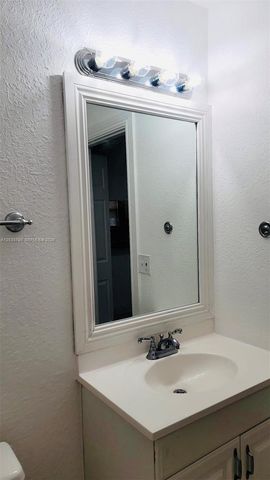 6506 Dockside Circle, Greenacres, FL 33463