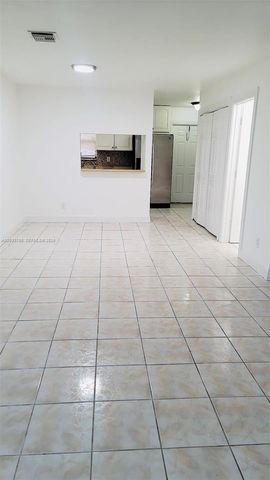 6506 Dockside Circle, Greenacres, FL 33463