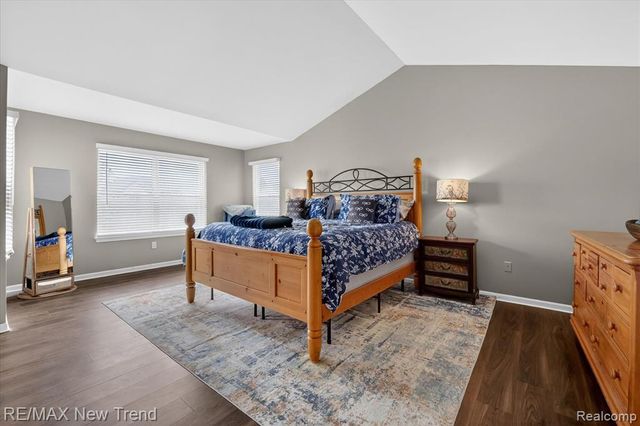2032 Dover Drive, Wixom, MI 48393