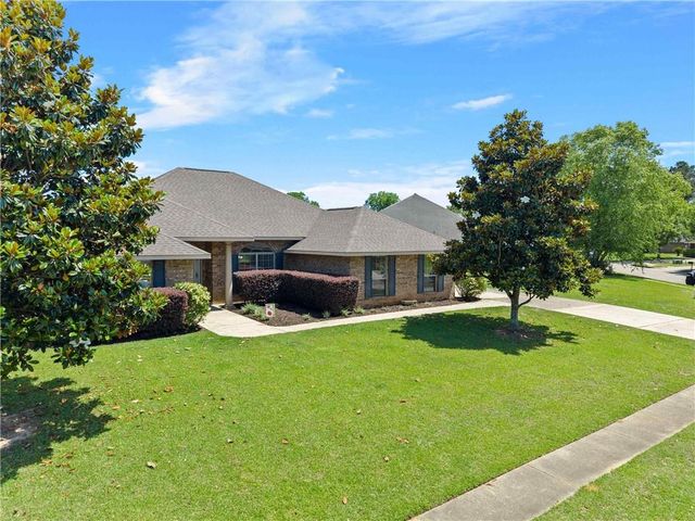 25832 Keldon Court, Daphne, AL 36526