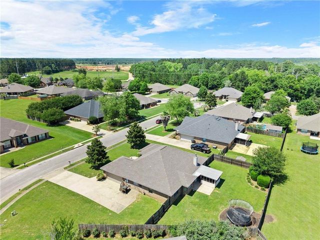 25832 Keldon Court, Daphne, AL 36526