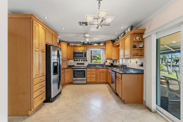 270 SE 5th Terrace, Pompano Beach, FL 33060