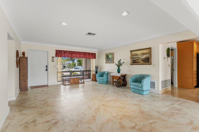 270 SE 5th Terrace, Pompano Beach, FL 33060