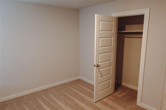 16 Courageous Side Way, Magnolia, TX 77354