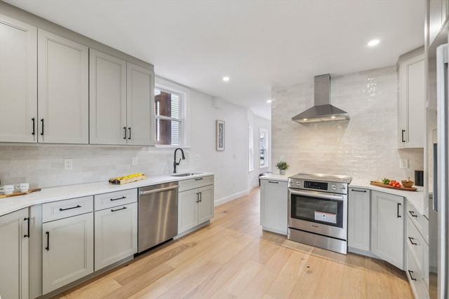 34 Larch St. 1, Boston, MA 02135