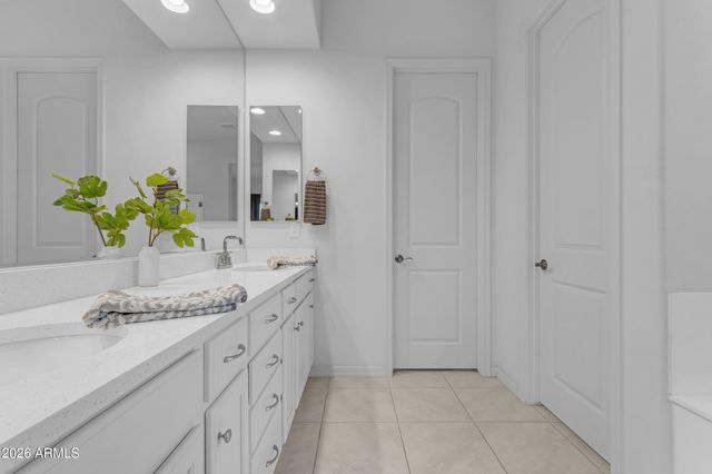 16635 W VALENCIA Drive, Goodyear, AZ 85338