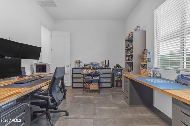 16635 W VALENCIA Drive, Goodyear, AZ 85338