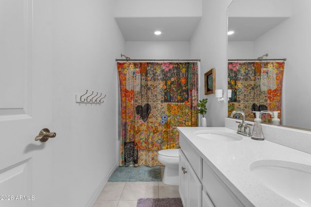 16635 W VALENCIA Drive, Goodyear, AZ 85338