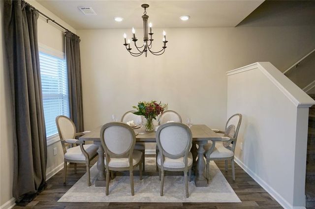 126 Auburn Crossing Drive, Auburn, GA 30011