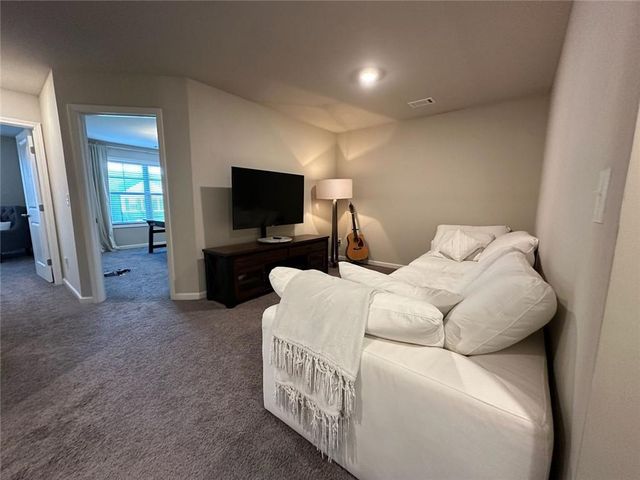 126 Auburn Crossing Drive, Auburn, GA 30011
