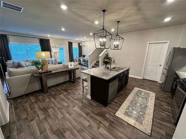 126 Auburn Crossing Drive, Auburn, GA 30011
