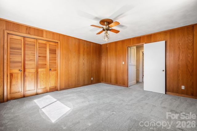 3335 25th Avenue NE, Hickory, NC 28601