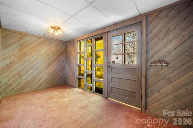 3335 25th Avenue NE, Hickory, NC 28601