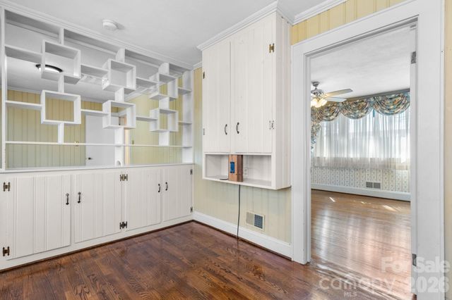 3335 25th Avenue NE, Hickory, NC 28601