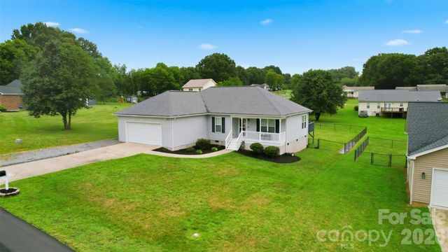 398 Green Meadows Drive, Taylorsville, NC 28681