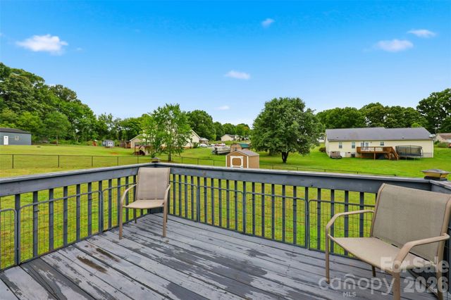 398 Green Meadows Drive, Taylorsville, NC 28681