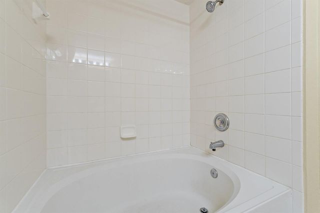 2729 Anzio Court 208, Palm Beach Gardens, FL 33410