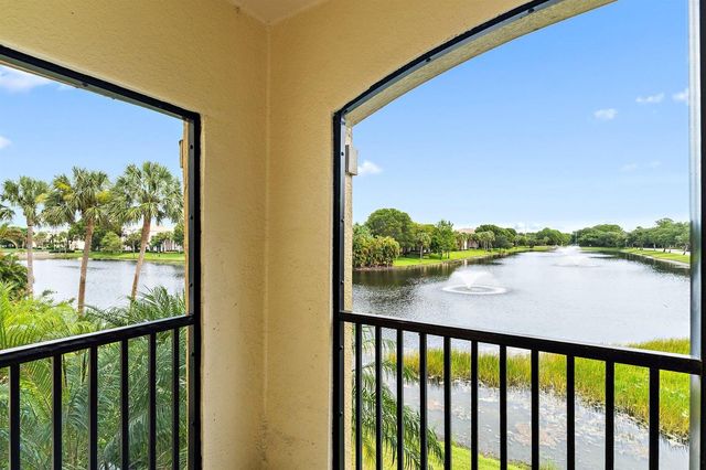 2729 Anzio Court 208, Palm Beach Gardens, FL 33410