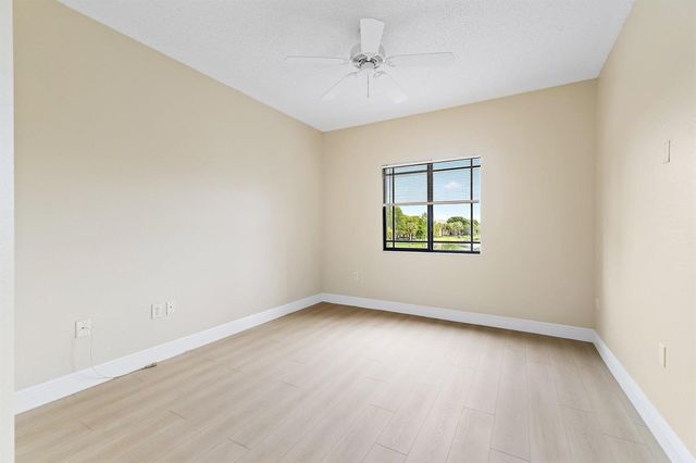 2729 Anzio Court 208, Palm Beach Gardens, FL 33410