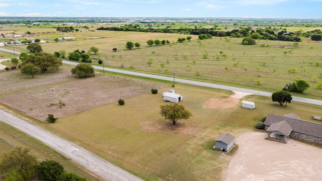 1023 Fm 1713, Whitney, TX 76692