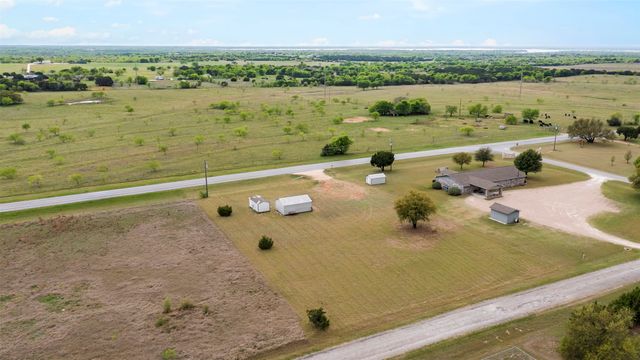 1023 Fm 1713, Whitney, TX 76692