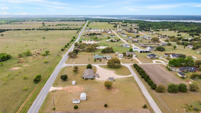 1023 Fm 1713, Whitney, TX 76692
