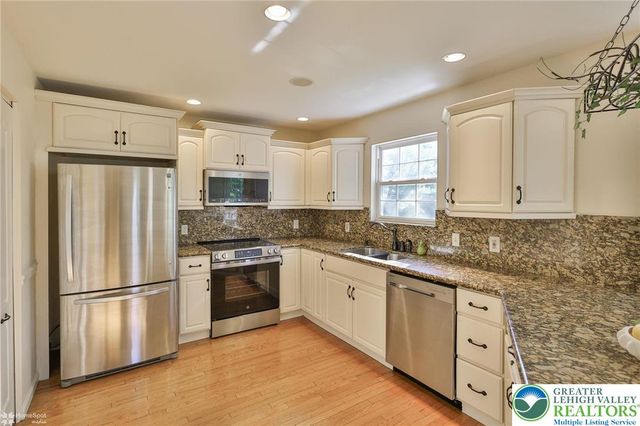 2325 Chablis Drive, Macungie Boro, PA 18062