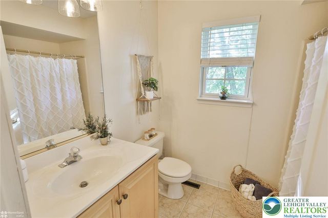 2325 Chablis Drive, Macungie Boro, PA 18062