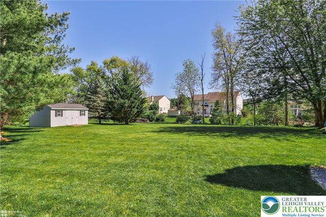 2325 Chablis Drive, Macungie Boro, PA 18062