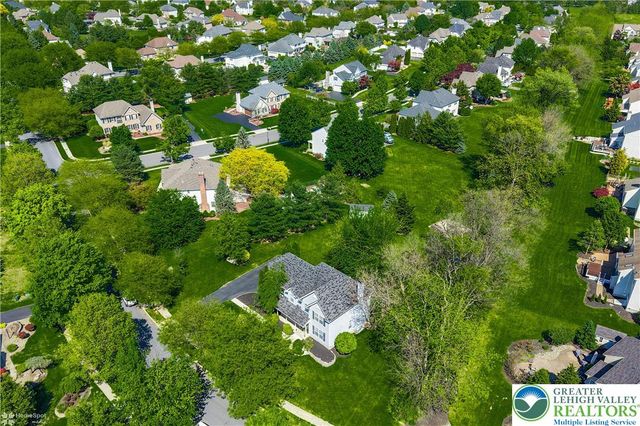 2325 Chablis Drive, Macungie Boro, PA 18062