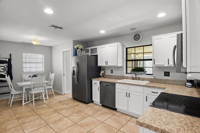 683 E BROOKINS AVENUE, Eagle Lake, FL 33839