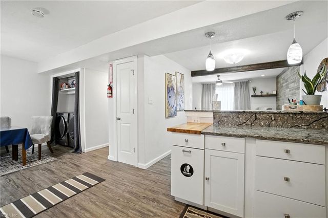 3233 Manor Glenn CT, Virginia Beach, VA 23453