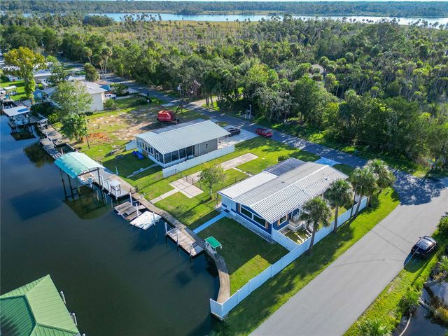 2560 N COMANCHE POINT, Crystal River, FL 34429