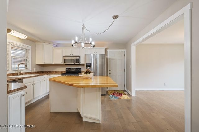 3811 Old Brownsboro Hills Rd, Louisville, KY 40241