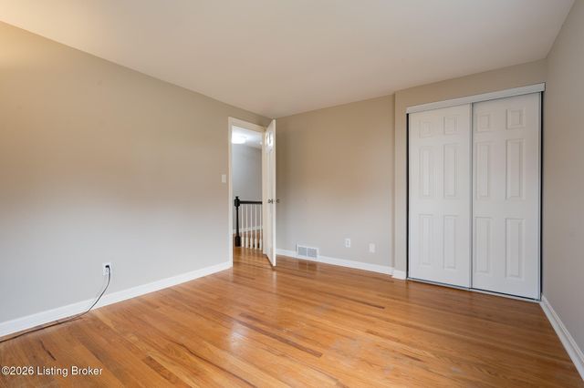 3811 Old Brownsboro Hills Rd, Louisville, KY 40241