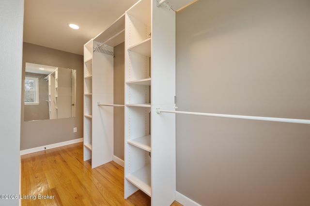 3811 Old Brownsboro Hills Rd, Louisville, KY 40241