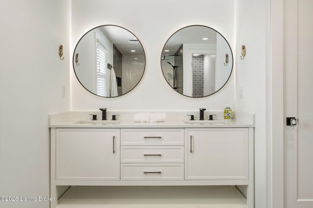 3811 Old Brownsboro Hills Rd, Louisville, KY 40241