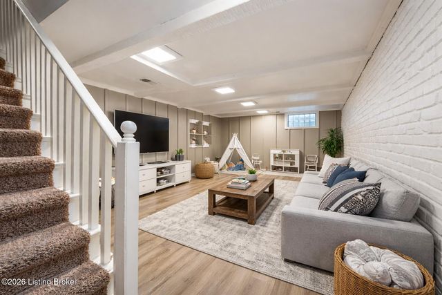 3811 Old Brownsboro Hills Rd, Louisville, KY 40241